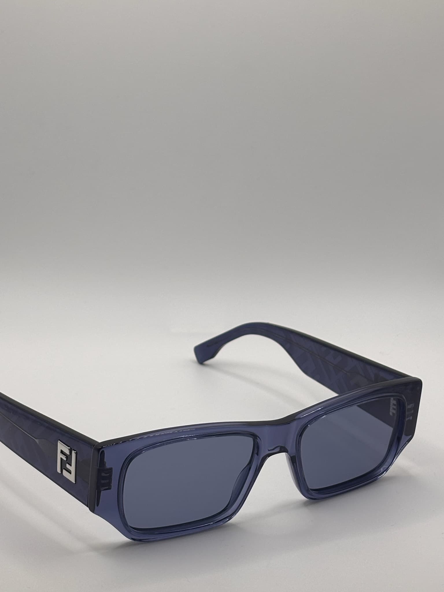 Fendi FE401441 90V - image 4