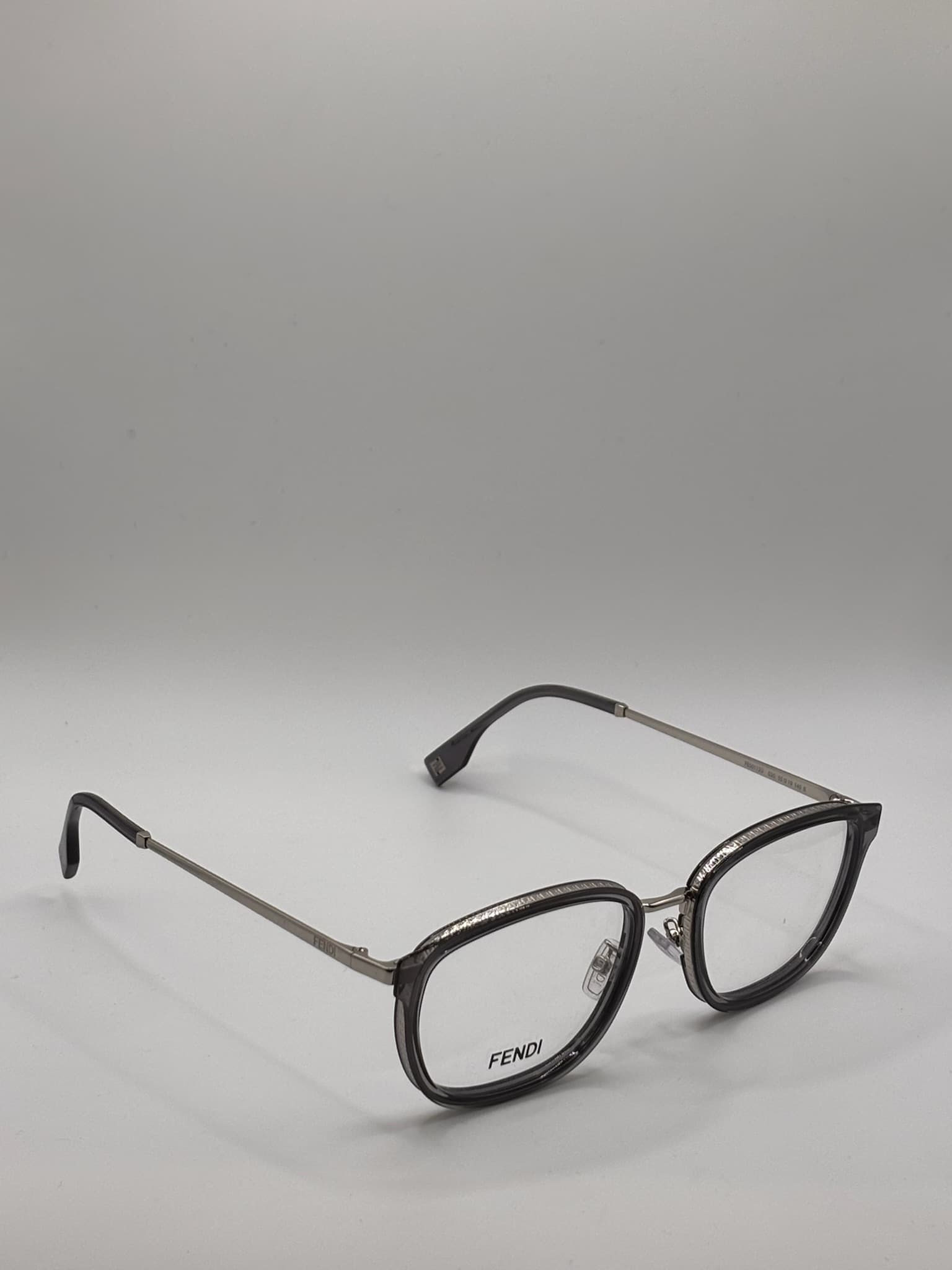 Fendi FE50112u 020 - image 3