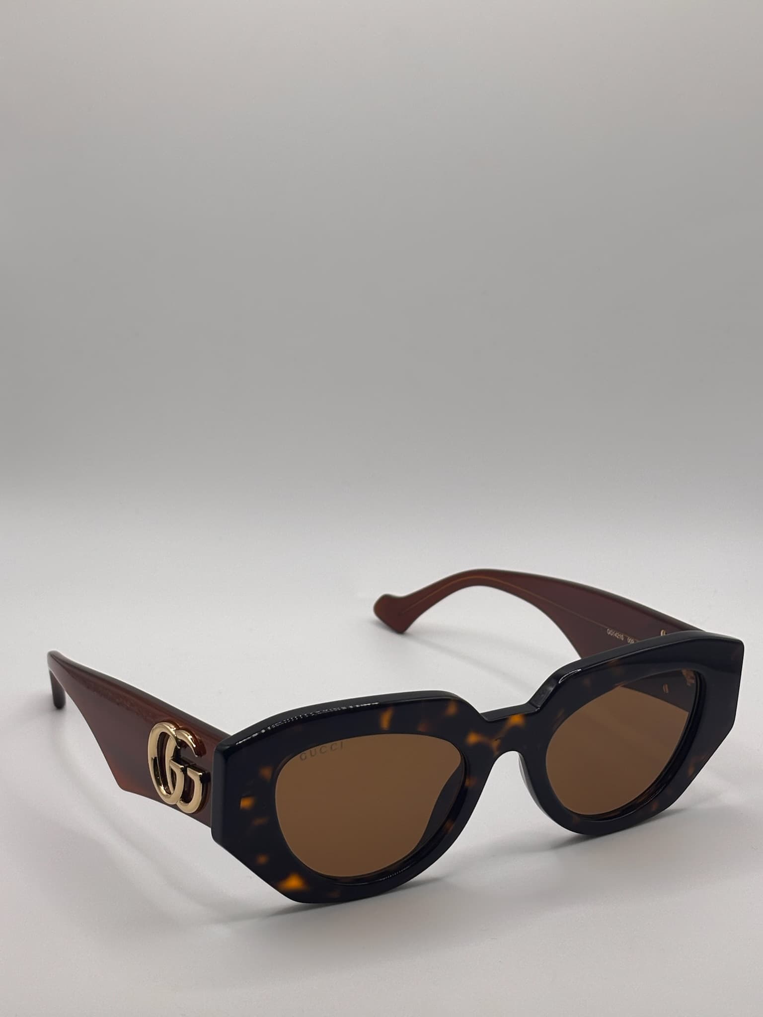 Gucci GG1421S 009 - image 2