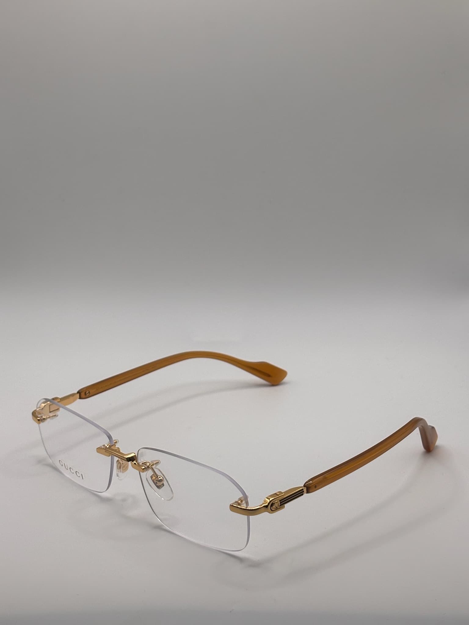 Gucci GGIZZTO 006 - image 4