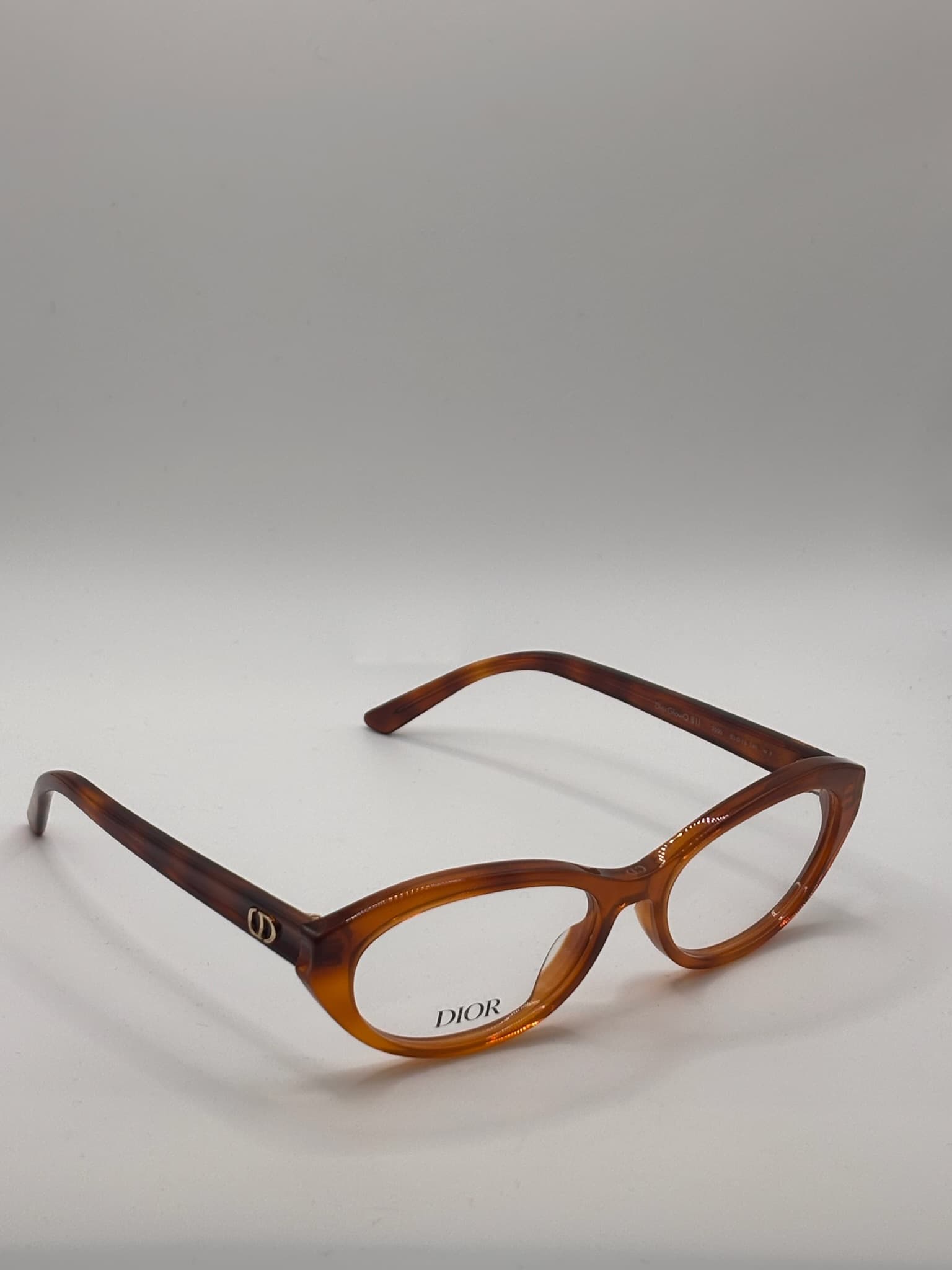 Dior DiorGlowo B1l 2500 - image 1