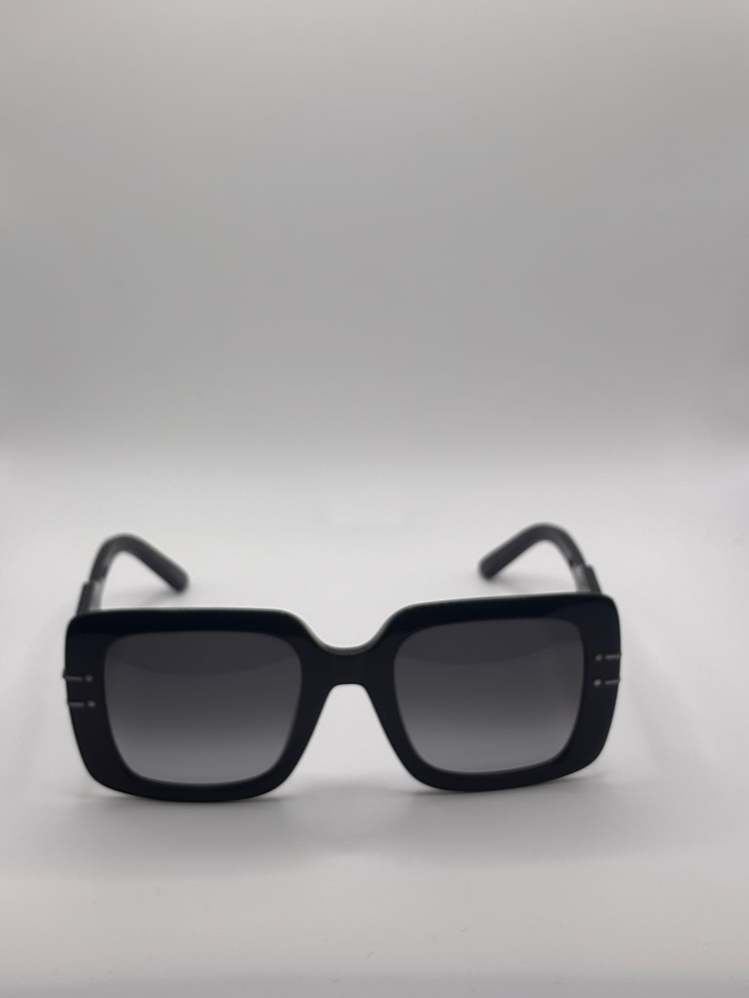 Dior DiorSignature S111 - image 1