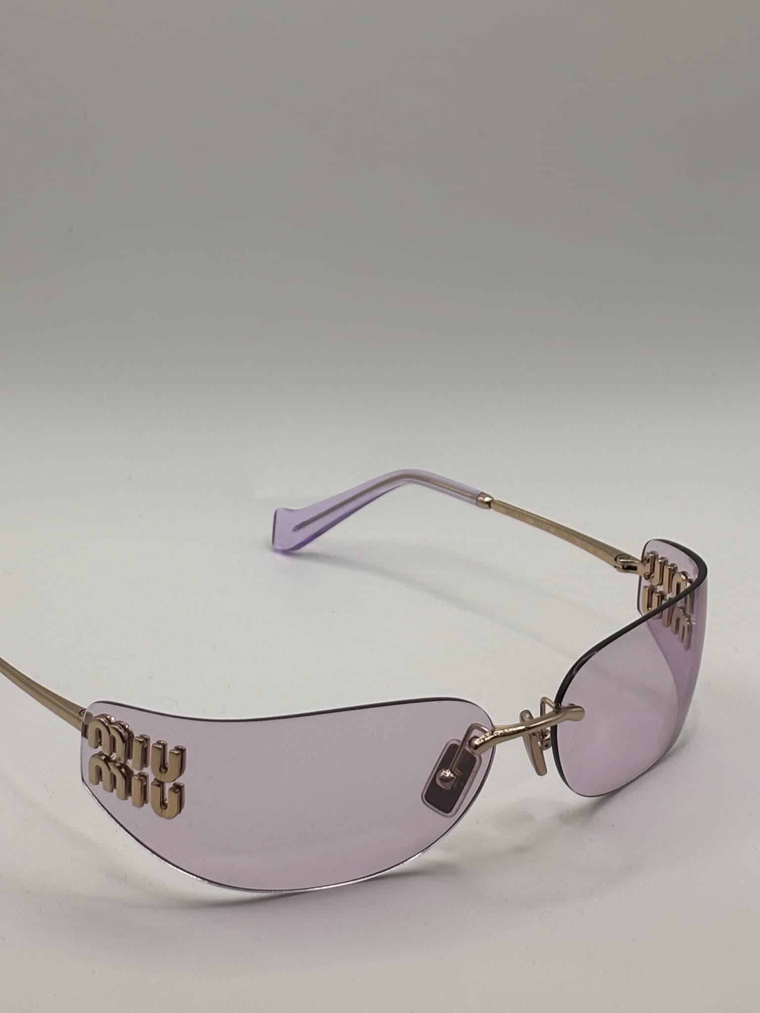 Miu Miu SMU A51 75014 SAK-061 110 - image 4