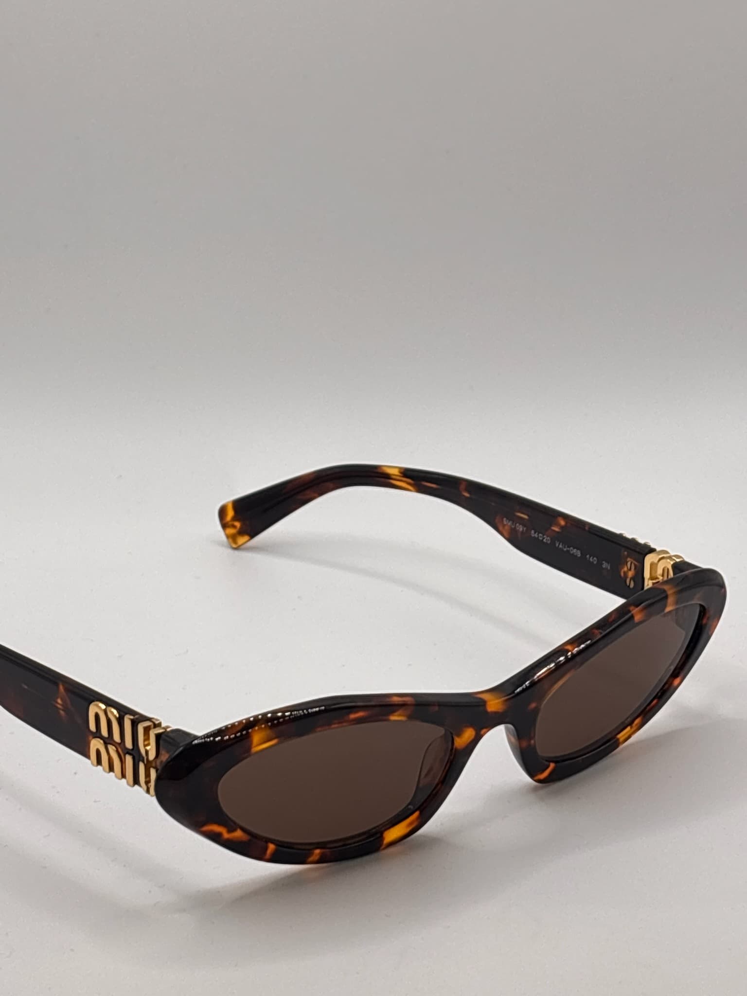 Miu Miu SMU O9Y 54020 VAU-06B 140 - image 4