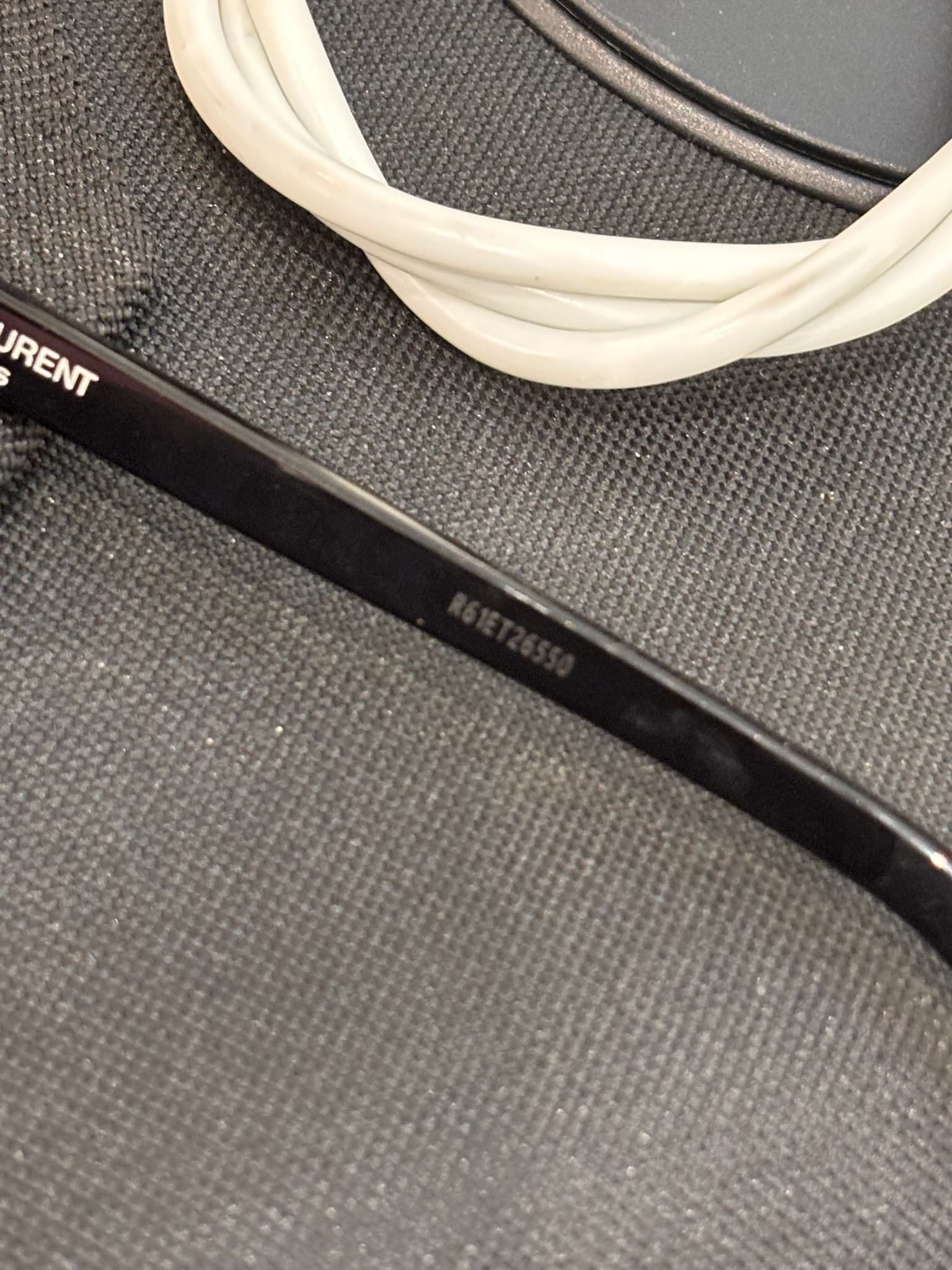 Saint Laurent SL 557 SHADE 001 - image 6